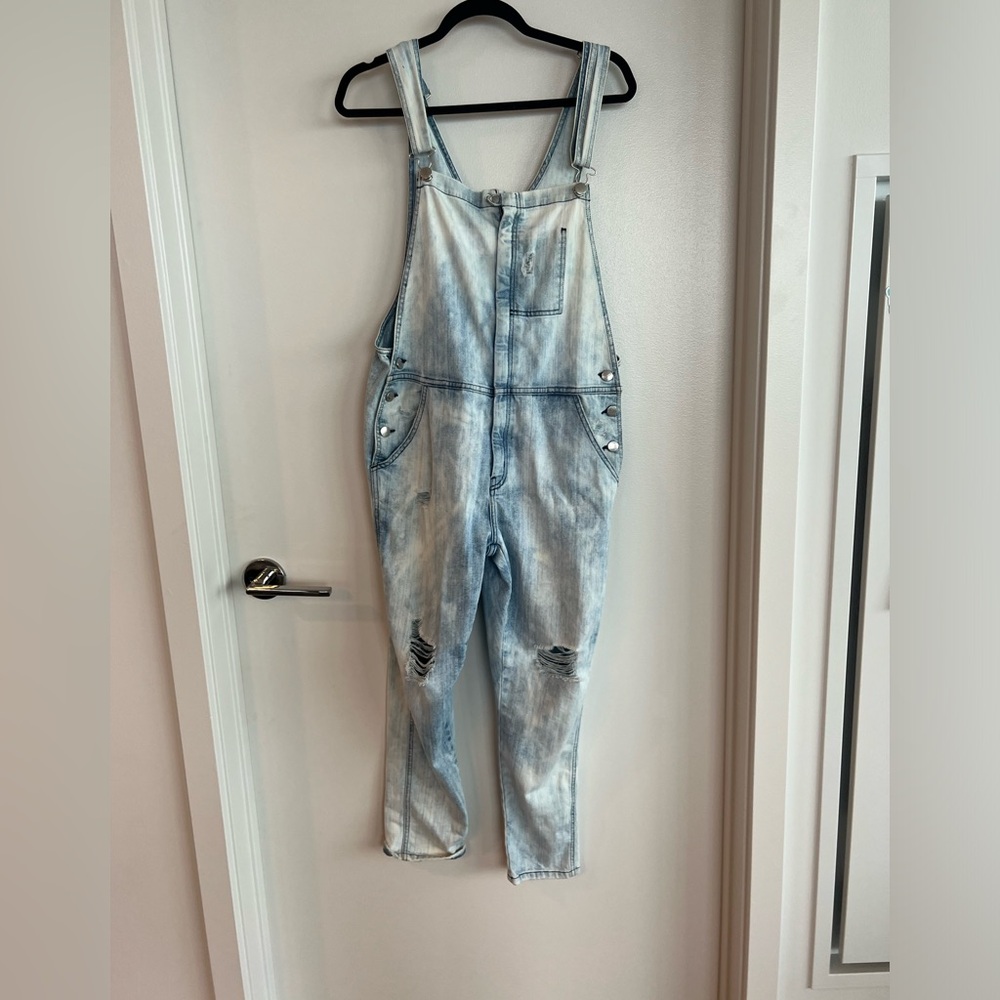 Current/Elliot distressed overalls - size 1
